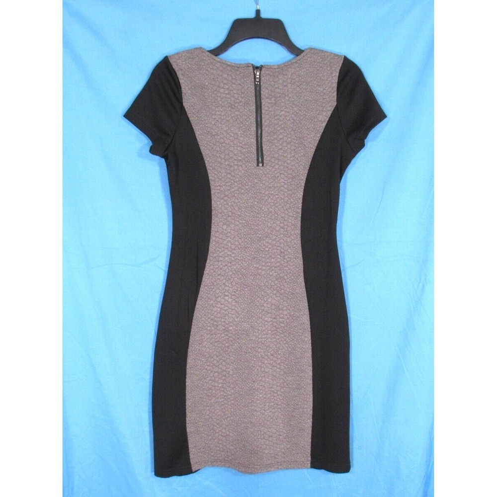 NEESHA Women's GRAY/BLACK Mid-Weight Knit COLORBLOCK Back-Zip BODYCON DRESS Sz M - Picture 5 of 7